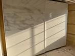 Garde robes Pax Ikea 236x300 porte coulissante en verre, Maison & Meubles, Armoires | Penderies & Garde-robes, 200 cm ou plus