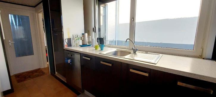 3 grote gemeubileerde kamers te huur Charleroi, Immo, Expat Rentals, (Studenten)kamer, D