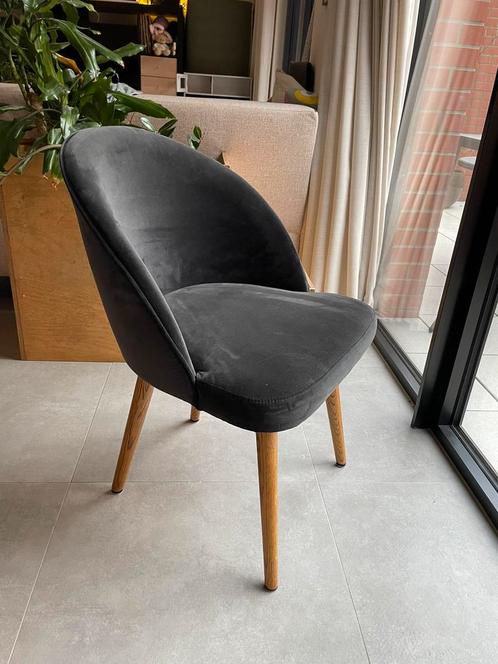 Scandinavische eetkamerstoel donkergrijs velours, Huis en Inrichting, Stoelen, Zo goed als nieuw, Stof, Ophalen of Verzenden