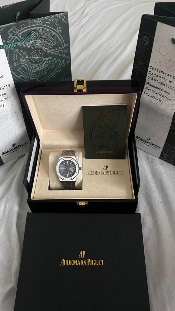 Audemars Piguet Royal Oak met toebehoren, Kleding | Heren, Overige Herenkleding, Nieuw, Ophalen of Verzenden