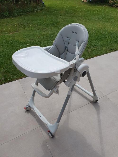 Chaise de salle à manger Peg Perego, Enfants & Bébés, Chaises pour enfants, Comme neuf, Enlèvement