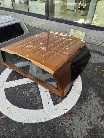 Nissan Navara Hardtop – KE850-4K51U (Oranje, origineel) beschikbaar voor biedingen