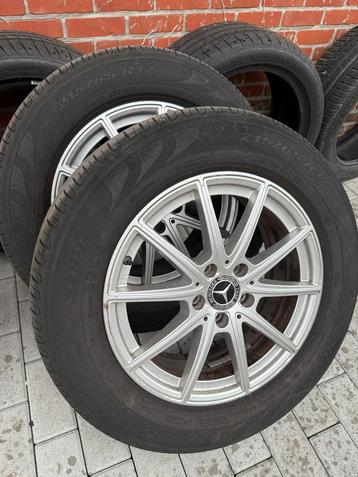Orginele Mercedes GLB velgen met Pirelli banden beschikbaar voor biedingen