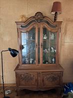 Showcase in rococo style, Ophalen