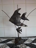 Metalen sculpturen vissen, Enlèvement