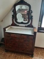 Antieken kast met spiegel, Ophalen