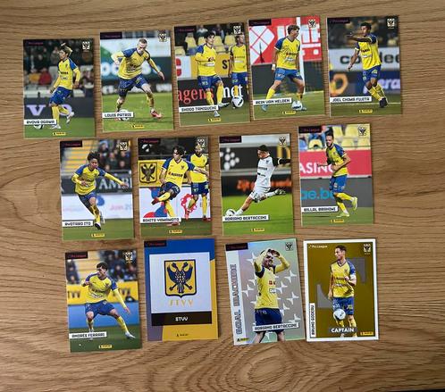 Panini pro league 2024/2025 Alle Kaarten Sint truiden VV, Hobby en Vrije tijd, Stickers en Plaatjes, Nieuw, Meerdere plaatjes