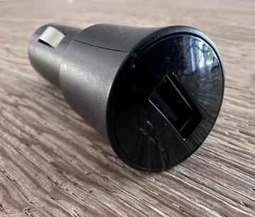 AUTOLADER MET USB AANSLUITING 
