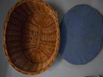 Panier en osier / rotin et coussin pour chien chat, 45X60 cm, Ophalen, Zo goed als nieuw
