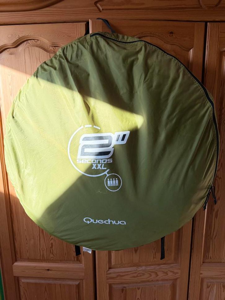 Quechua 2 Seconds XXL – 4-persoons tent, Caravans en Kamperen, Tenten, Zo goed als nieuw, Ophalen