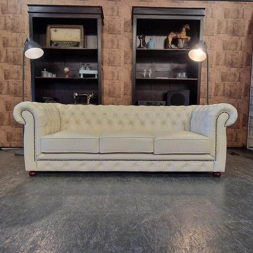 Chesterfield Cresswell 3-zits - French White // NIEUW!, Antiek en Kunst, Antiek | Meubels | Stoelen en Sofa's, Ophalen
