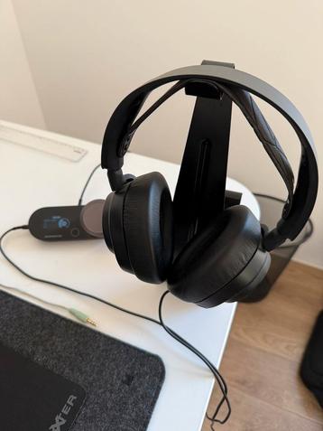 SteelSeries Arctis Pro + GameDAC – Premium Gaming Headset beschikbaar voor biedingen