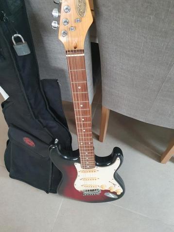 Guitare électrique STAGG avec sac de rangement, Musique & Instruments, Enlèvement, Comme neuf