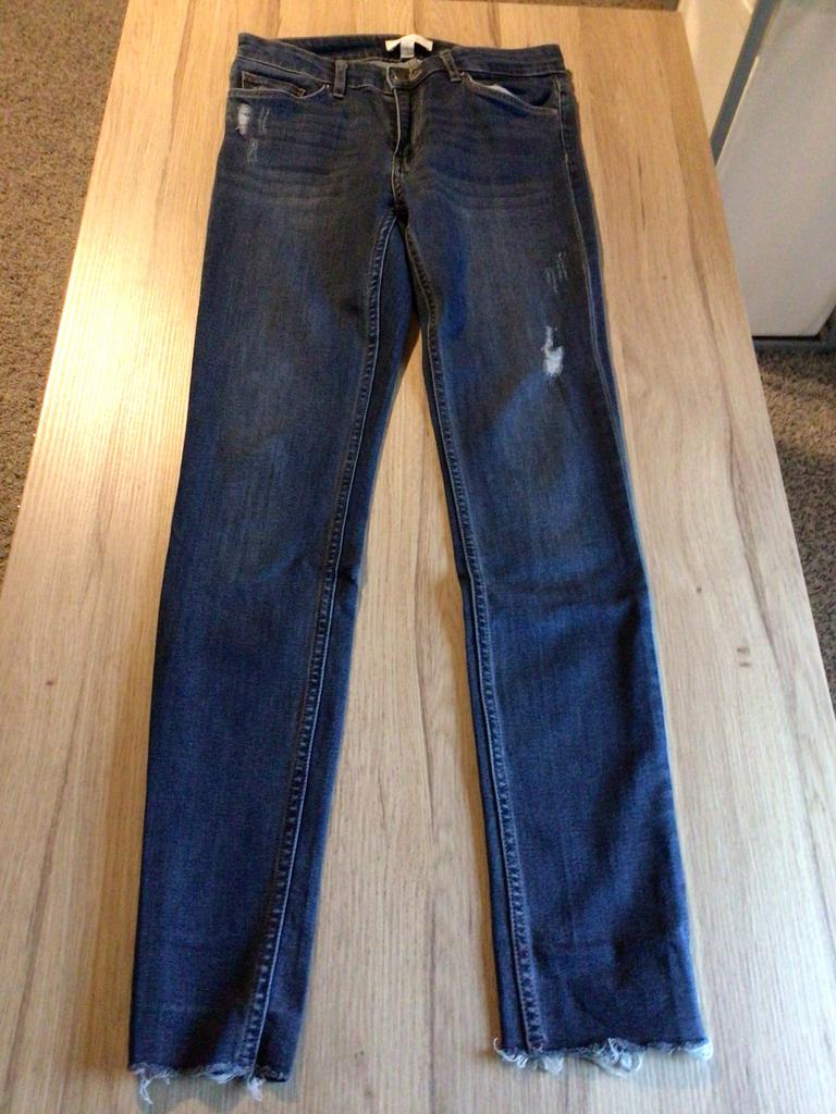 H&M skinny jeans maat 36 NIEUWSTAAT, Ophalen of Verzenden, Zo goed als nieuw, Blauw, W28 - W29 (confectie 36)