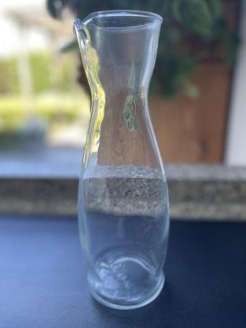 Karaf 1 liter voor water/fruitsap beschikbaar voor biedingen