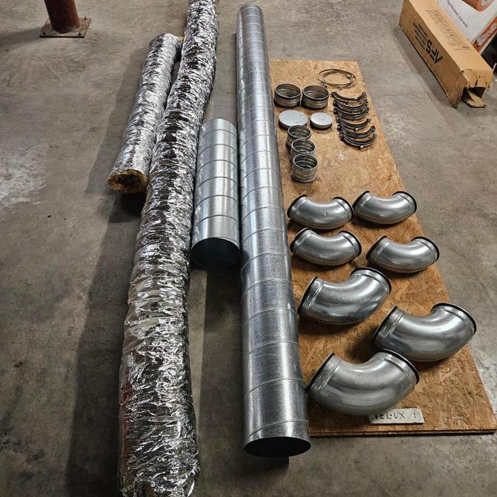 Conduit Ventilation + Accessoires (reste chantier privé), Bricolage & Construction, Ventilation & Extraction, Comme neuf, Enlèvement