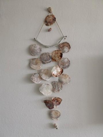 Décoration murale en coquillages. Hauteur 1m20 cm beschikbaar voor biedingen