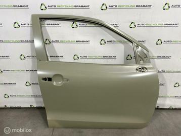 Portier Voor Rechts Suzuki Baleno 2 NIEUW  68001M68P13-000 beschikbaar voor biedingen