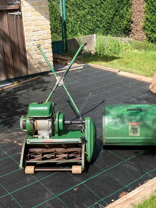 Engelse grasmachine Ransomes met rol, Tuin en Terras, Grasmaaiers, Gebruikt, Benzine-grasmaaier, 50 cm of meer, Kooimesmaaier