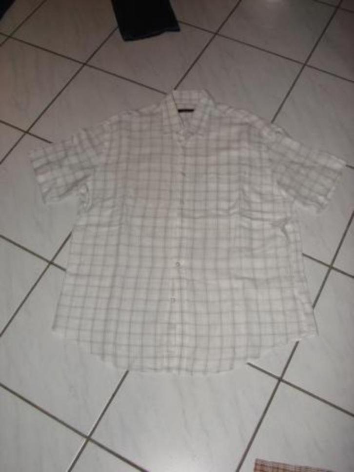 Wit hemd met korte mouwen 41/42, Kleding | Heren, Overhemden, Gedragen, Halswijdte 41/42 (L), Wit, Ophalen of Verzenden