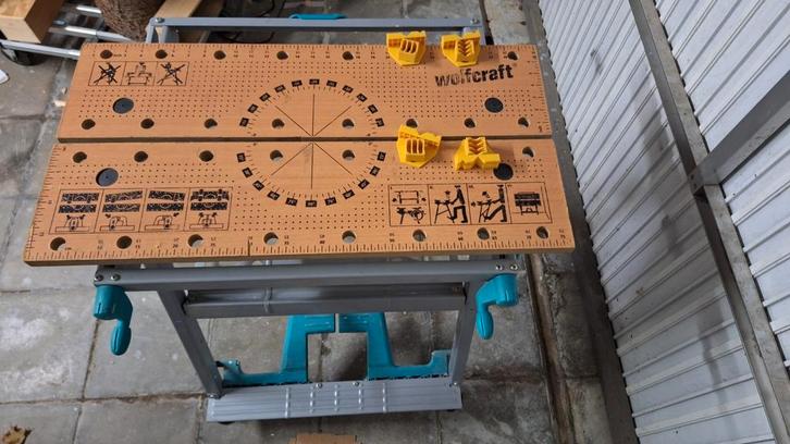 Établi pliant portable Wolfcraft avec système de serrage, Bricolage & Construction, Métaux, Utilisé, Enlèvement