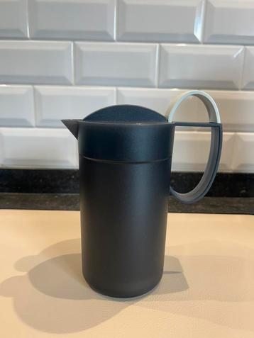 Melkopschuimer tupperware. beschikbaar voor biedingen