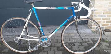 VELO DE COURSE RETRO 1985MOTOBECANE SUPER MIRAGE FULLRESTAUR