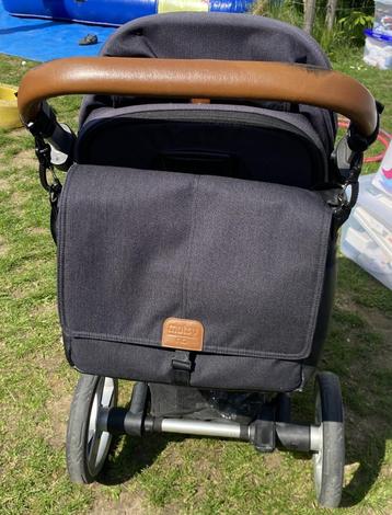 Poussette avec tous les accessoires - Mutsy - anthracite, Tige de poussée réglable, Enlèvement, Utilisé, Poussette