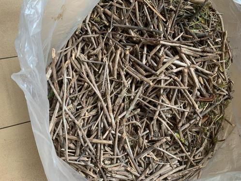 GROTE ZAK MET STUKKEN RIET EN BAMBOE VOOR COMPOST, OM WEG TE, Tuin en Terras, Plantenvoeding, Gebruikt, Ophalen