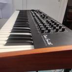 Synthétiseur Analogique Prophet REV2 - 8 voix, parfait état, Musique & Instruments, Synthétiseurs, Avec valise ou flightcase, Comme neuf