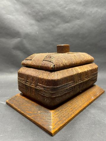 Handgemaakte Antiek houten juwelen doos 