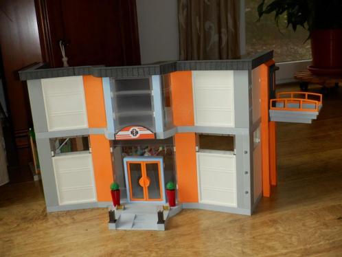 Playmobil 70190 groot ziekenhuis met licht, Kinderen en Baby's, Speelgoed | Playmobil, Gebruikt, Complete set, Ophalen