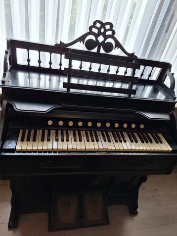Antiek harmonium, Enlèvement, Utilisé