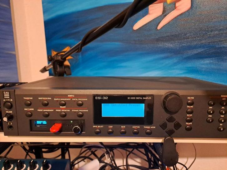 EMU ESI-32 Sampler, Muziek en Instrumenten, Synthesizers, Ophalen of Verzenden