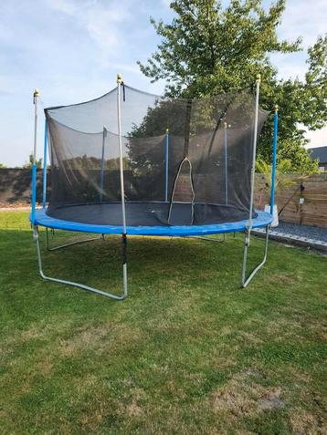 Trampoline 4 meter  beschikbaar voor biedingen