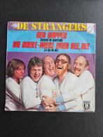 De Strangers - Den Dopper / Nie Doeke-Mieke Doen Nee, Nee, Gebruikt, 7 inch, Single, Ophalen of Verzenden