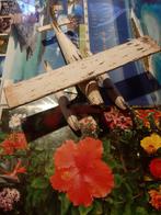 Vliegtuig verouderd hout wit beige 35x33 cm om op te hangen, Antiek en Kunst, Ophalen of Verzenden