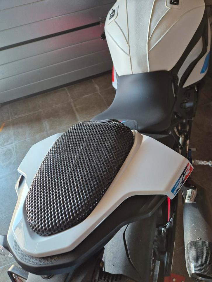 2 Filets passager antidérapant BMW S1000rr 2019->2025, Motoren, Accessoires | Overige, Zo goed als nieuw, Ophalen of Verzenden