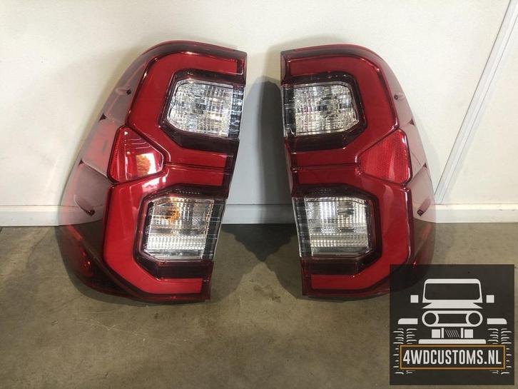 Achterlicht led Toyota hi lux  L en R  origineel  per stuk, Auto-onderdelen, Verlichting, Toyota, Gebruikt, Ophalen of Verzenden