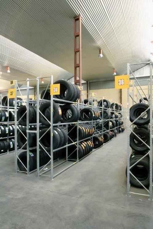 Metalen bandenrek (bandenrek), Huis en Inrichting, Woonaccessoires | Etagères