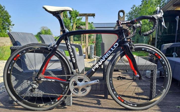 PINARELLO DOGMA m/z wielen, maat 56., Sport en Fitness, Wielrennen, Zo goed als nieuw, Ophalen
