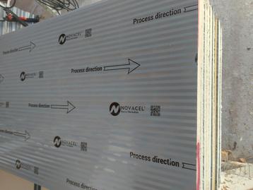 Partij muisgrijs en partij zilvergrijze  beschikbaar voor biedingen