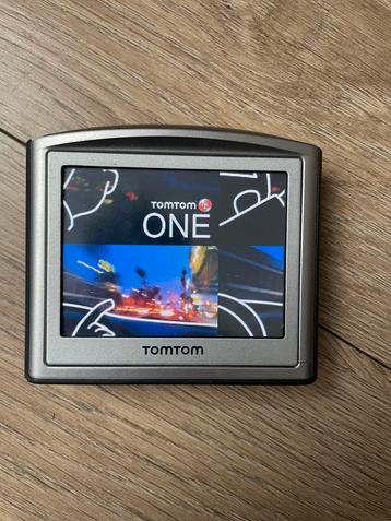 Tomtom GPS met toebehoren beschikbaar voor biedingen
