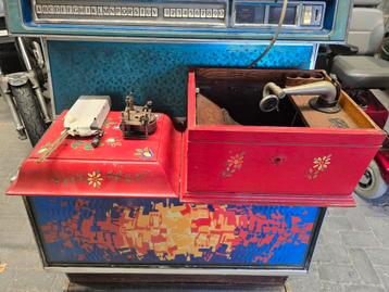 Antieke oude Victor Victrola incomplete platenspeler 1914 beschikbaar voor biedingen