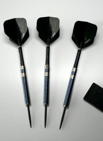 Koto Sting Blue Electro 90% tungsten darts set, nieuw, Enlèvement ou Envoi, Flights