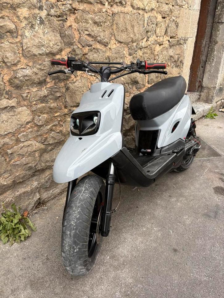 Mbk booster 2017, Fietsen en Brommers, Brommers | Tuning en Styling, Zo goed als nieuw, Ophalen