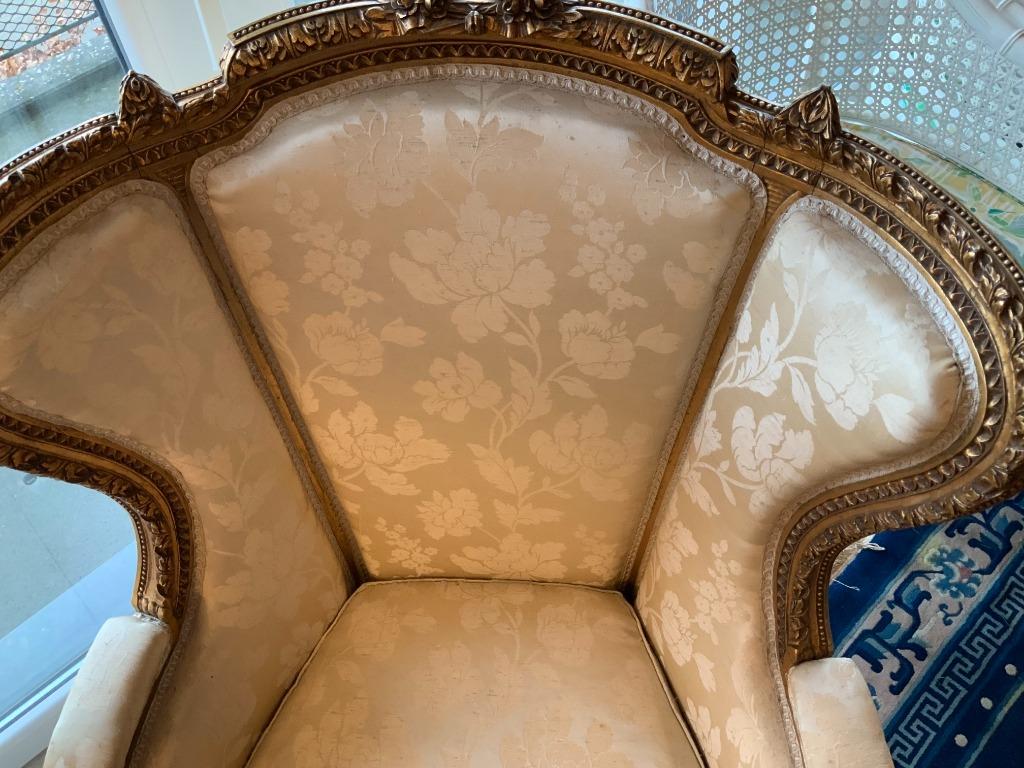 bergère 19ème louis XVI, Enlèvement