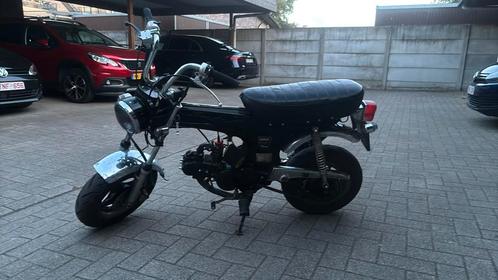 dax 70cc, Fietsen en Brommers, Brommers | Honda, Zo goed als nieuw, Ophalen