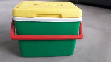 Mini frigo box beschikbaar voor biedingen