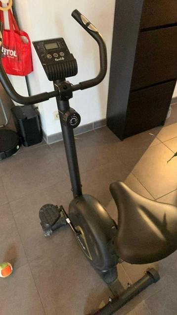 Hometrainer – In zeer goede staat beschikbaar voor biedingen